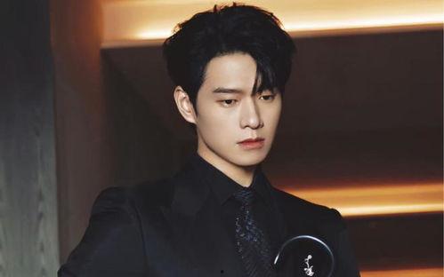 最新八卦爆料魏大勋,神秘美女引热议，真相究竟如何？